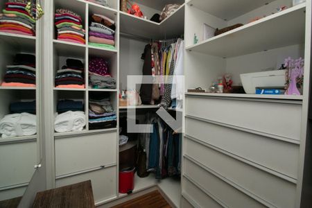 Casa à venda com 145m², 3 quartos e 2 vagasCloset