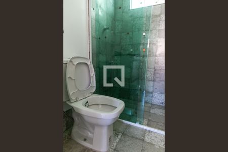 Casa de condomínio à venda com 45m², 2 quartos e sem vagaBanheiro