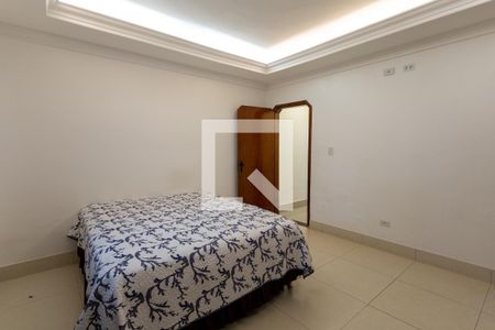 Casa para alugar com 430m², 4 quartos e 3 vagas Casa para alugar com 430m², 4 quartos e 3 vagasSuíte 1