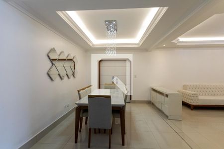 Casa para alugar com 430m², 4 quartos e 3 vagas Casa para alugar com 430m², 4 quartos e 3 vagasSala de Jantar