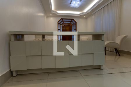 Sala de Jantar de casa para alugar com 4 quartos, 430m² em Parque Amazonia, Goiânia