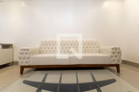 Sala de Estar de casa para alugar com 4 quartos, 430m² em Parque Amazonia, Goiânia
