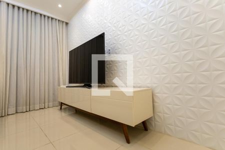 Casa para alugar com 430m², 4 quartos e 3 vagas Casa para alugar com 430m², 4 quartos e 3 vagasSala de TV 1