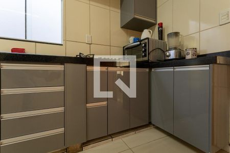 Casa para alugar com 430m², 4 quartos e 3 vagas Casa para alugar com 430m², 4 quartos e 3 vagasCozinha
