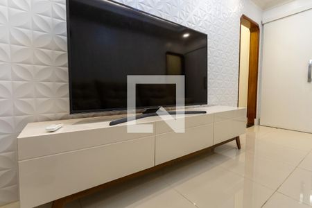 Casa para alugar com 430m², 4 quartos e 3 vagas Casa para alugar com 430m², 4 quartos e 3 vagasSala de TV 1