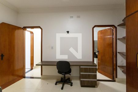 Casa para alugar com 430m², 4 quartos e 3 vagas Casa para alugar com 430m², 4 quartos e 3 vagasSuíte 3