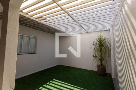 Casa para alugar com 430m², 4 quartos e 3 vagas Casa para alugar com 430m², 4 quartos e 3 vagasQuintal