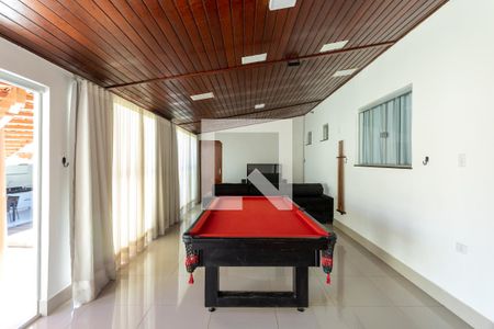 Casa para alugar com 430m², 4 quartos e 3 vagas Casa para alugar com 430m², 4 quartos e 3 vagasSala de TV 2