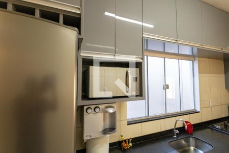 Casa para alugar com 430m², 4 quartos e 3 vagas Casa para alugar com 430m², 4 quartos e 3 vagasCozinha