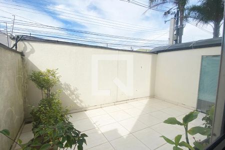 Apartamento para alugar com 64m², 2 quartos e 1 vagaÁrea comum