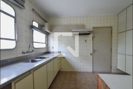 Apartamento para alugar com 314m², 3 quartos e 2 vagasCozinha