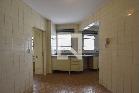 Apartamento para alugar com 314m², 3 quartos e 2 vagasCopa