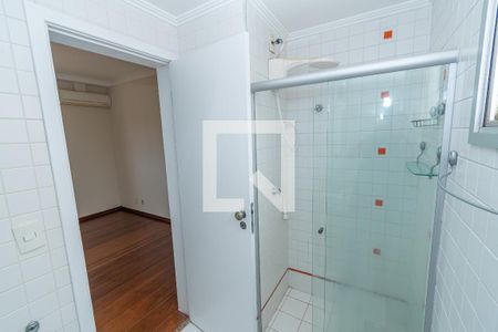 Apartamento para alugar com 184m², 4 quartos e 3 vagasBanheiro da Suíte 1