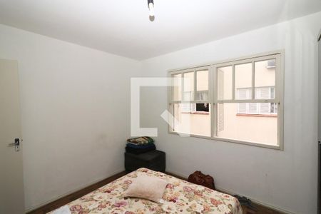 Quarto 1 de apartamento à venda com 3 quartos, 77m² em Santo Antônio, Porto Alegre
