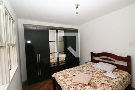 Quarto 1 de apartamento à venda com 3 quartos, 77m² em Santo Antônio, Porto Alegre