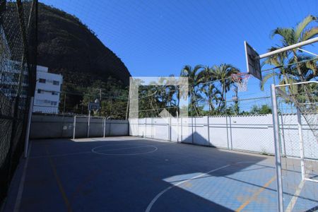 Casa à venda com 230m², 4 quartos e 2 vagasÁrea Comum - Quadra