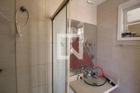 Casa à venda com 230m², 4 quartos e 2 vagasBanheiro de Serviço