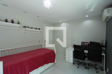 Casa à venda com 230m², 4 quartos e 2 vagasQuarto 2