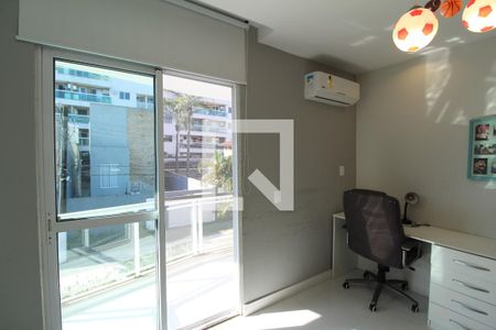 Casa à venda com 230m², 4 quartos e 2 vagasQuarto 3