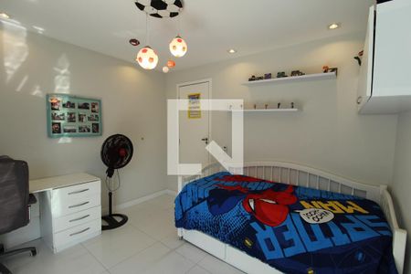 Casa à venda com 230m², 4 quartos e 2 vagasQuarto 3