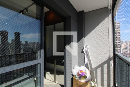 varanda de kitnet/studio para alugar com 1 quarto, 22m² em Jardim das Acacias, São Paulo