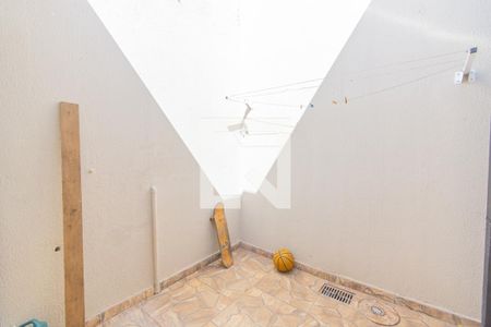 Quintal de casa à venda com 4 quartos, 300m² em Fundação da Casa Popular, Campinas