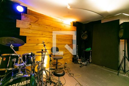 Casa à venda com 125m², 3 quartos e 2 vagasEstudio 2