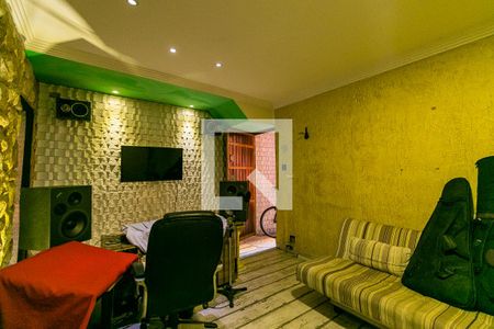 Casa à venda com 125m², 3 quartos e 2 vagasEstudio 1