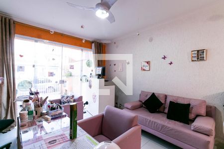 Casa à venda com 125m², 3 quartos e 2 vagasSala 2