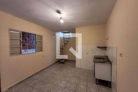 Sala/Cozinha de casa à venda com 1 quarto, 60m² em Jardim Maria Estela, São Paulo