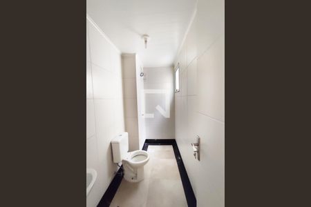 Banheiro de apartamento à venda com 1 quarto, 52m² em Scharlau, São Leopoldo