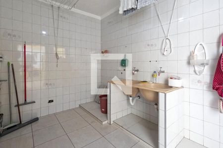 Casa à venda com 200m², 3 quartos e 2 vagas Casa à venda com 200m², 3 quartos e 2 vagasÁrea de Serviço 1