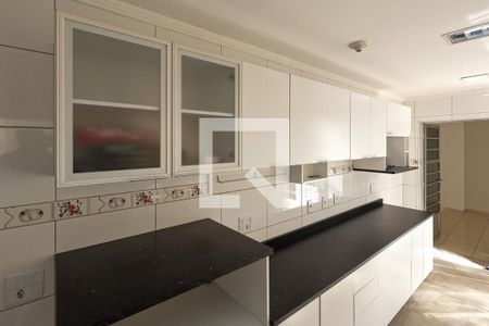 Casa à venda com 200m², 3 quartos e 2 vagas Casa à venda com 200m², 3 quartos e 2 vagasCozinha 1