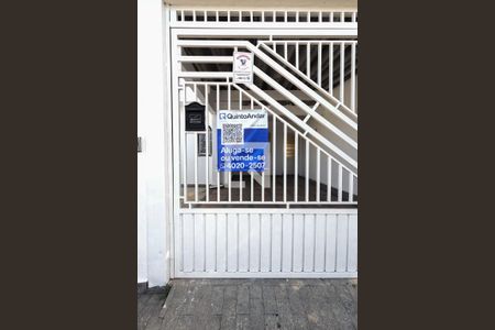 Casa à venda com 200m², 3 quartos e 2 vagas Casa à venda com 200m², 3 quartos e 2 vagasPlaca