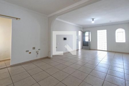 Casa à venda com 200m², 3 quartos e 2 vagas Casa à venda com 200m², 3 quartos e 2 vagasSala