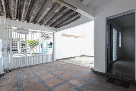 Casa à venda com 200m², 3 quartos e 2 vagas Casa à venda com 200m², 3 quartos e 2 vagasGaragem