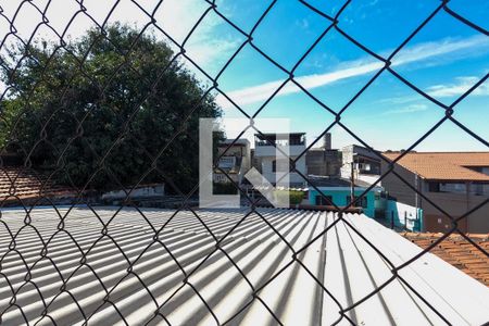 Casa à venda com 200m², 3 quartos e 2 vagas Casa à venda com 200m², 3 quartos e 2 vagasVista da Área de Serviço 2