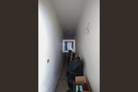 Casa à venda com 200m², 3 quartos e 2 vagas Casa à venda com 200m², 3 quartos e 2 vagasCorredor Externo
