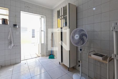 Casa à venda com 200m², 3 quartos e 2 vagas Casa à venda com 200m², 3 quartos e 2 vagasÁrea de Serviço 1