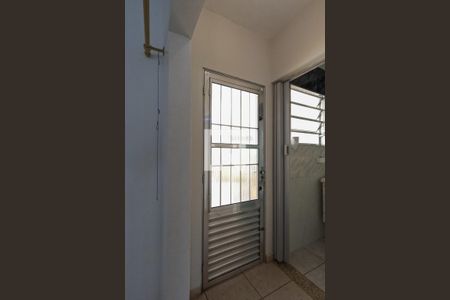 Casa à venda com 200m², 3 quartos e 2 vagas Casa à venda com 200m², 3 quartos e 2 vagasCorredor