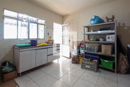 Casa à venda com 200m², 3 quartos e 2 vagas Casa à venda com 200m², 3 quartos e 2 vagasCozinha 2