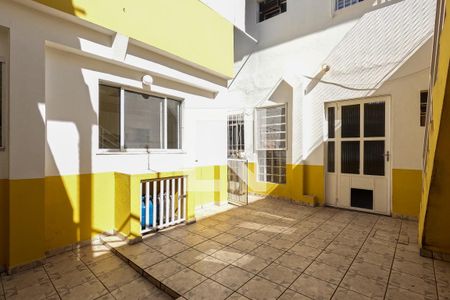 Casa à venda com 200m², 3 quartos e 2 vagas Casa à venda com 200m², 3 quartos e 2 vagasÁrea de Serviço 1