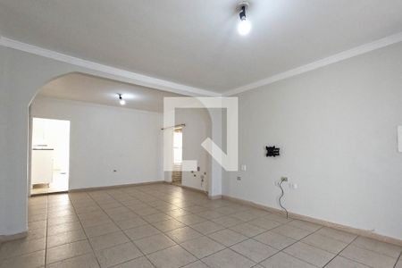 Casa à venda com 200m², 3 quartos e 2 vagas Casa à venda com 200m², 3 quartos e 2 vagasSala