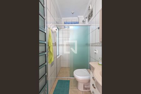 Casa à venda com 200m², 3 quartos e 2 vagas Casa à venda com 200m², 3 quartos e 2 vagasBanheiro da Suíte