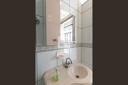 Casa à venda com 200m², 3 quartos e 2 vagas Casa à venda com 200m², 3 quartos e 2 vagasBanheiro da Suíte