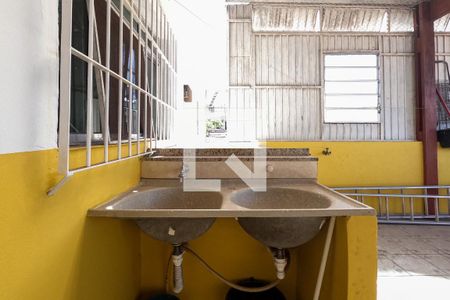 Casa à venda com 200m², 3 quartos e 2 vagas Casa à venda com 200m², 3 quartos e 2 vagasÁrea de Serviço 2