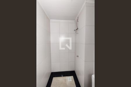 Banheiro de kitnet/studio à venda com 1 quarto, 34m² em Scharlau, São Leopoldo