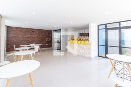 Apartamento à venda com 49m², 2 quartos e 1 vaga Apartamento à venda com 49m², 2 quartos e 1 vagaÁrea comum - Salão de festas