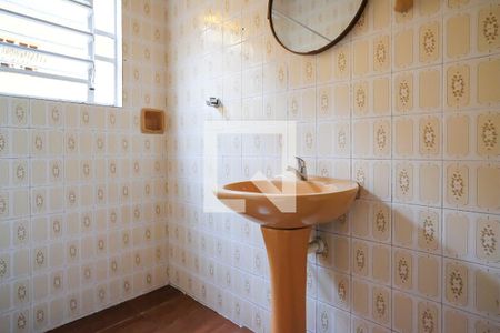 Banheiro de casa para alugar com 1 quarto, 30m² em Vila Mussoline, São Bernardo do Campo