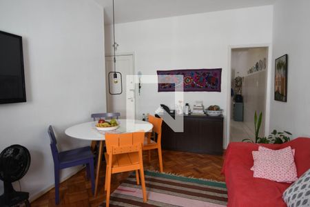 Apartamento à venda com 100m², 3 quartos e 1 vagaSala